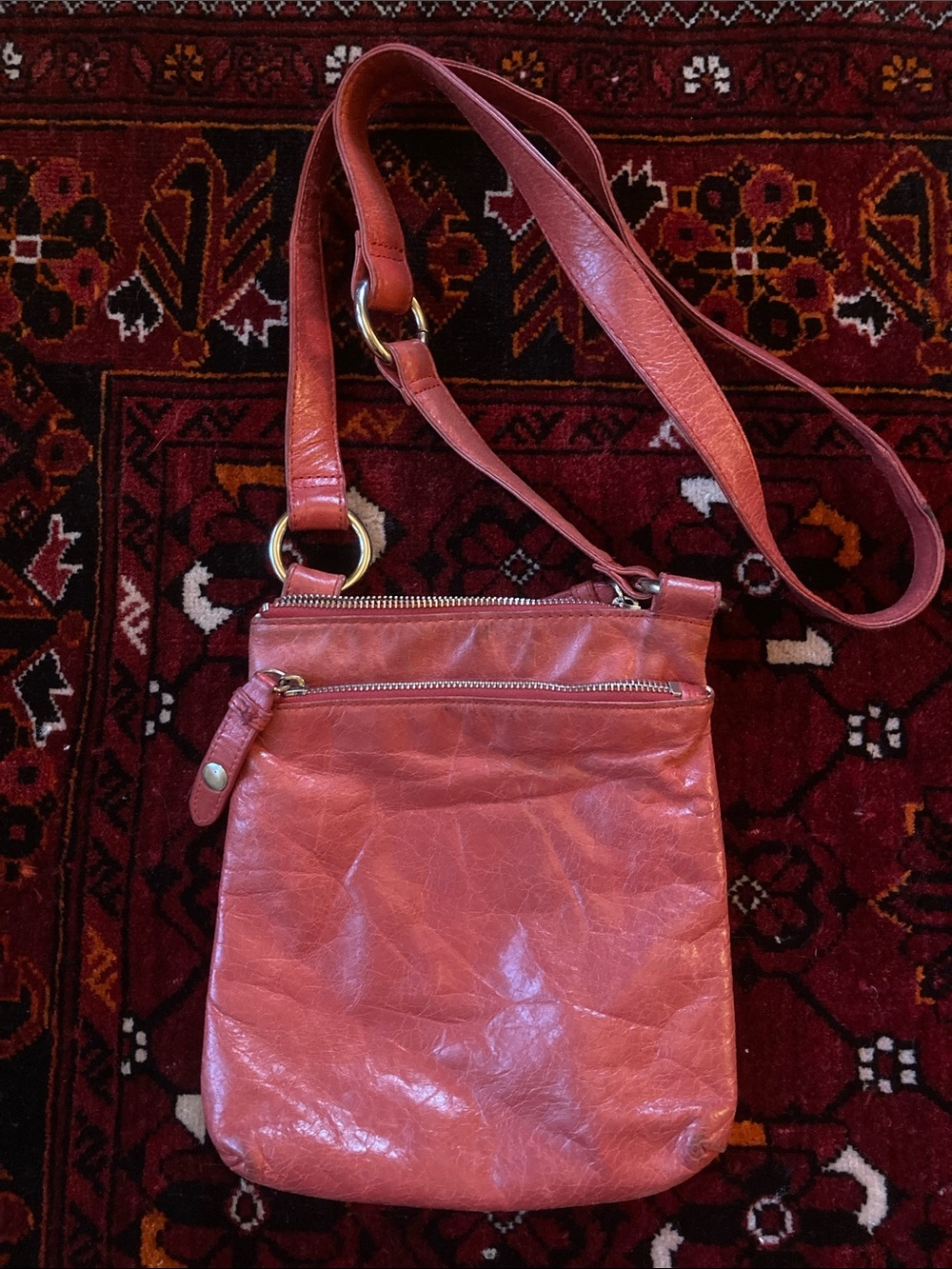 HOBO red-Rose-Coral Leather Crossbody with silver Ring Detail